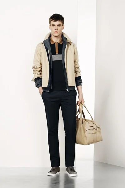Look 10